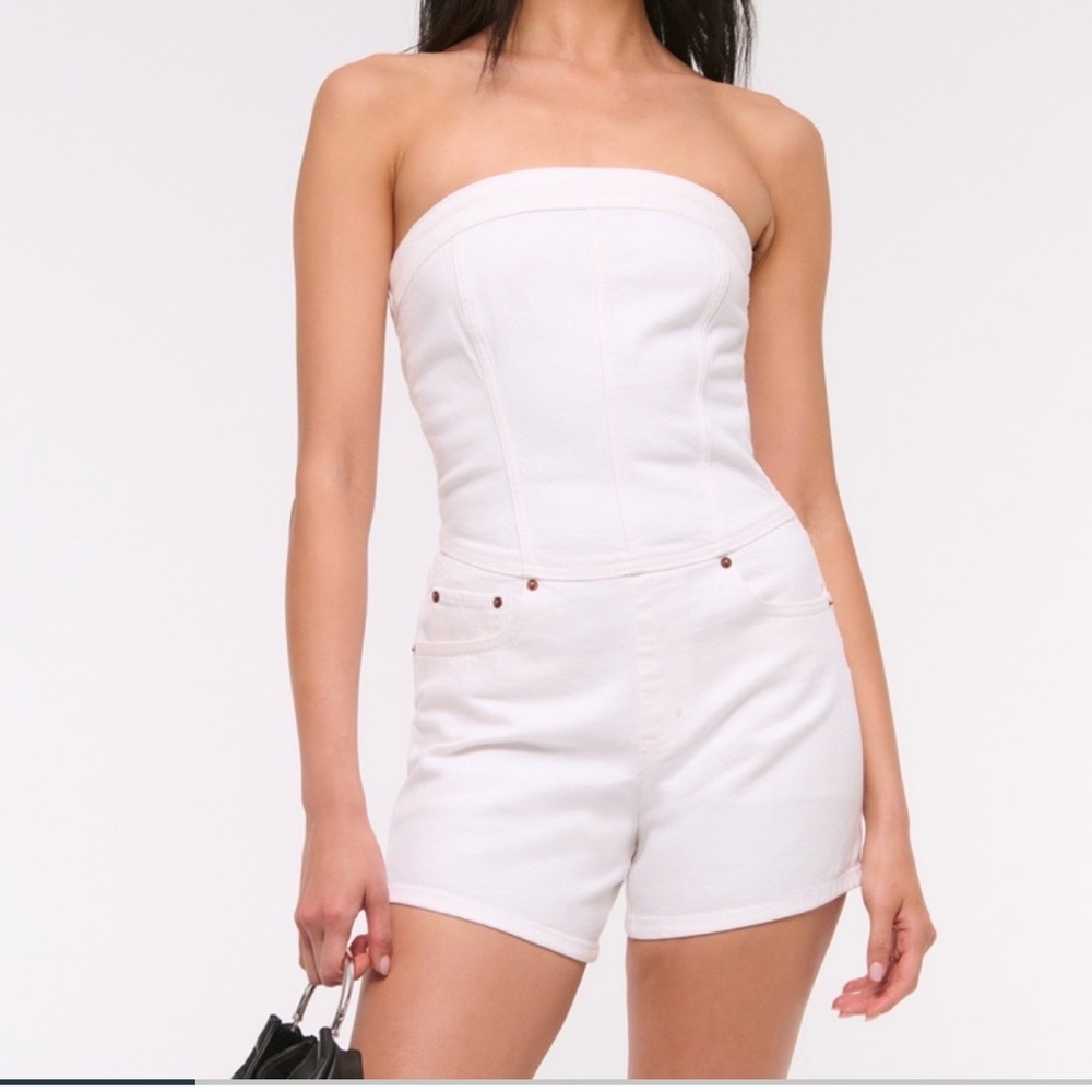 DENIM ROMPER! NWT! SIZE LARGE!